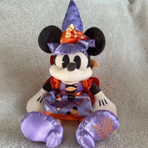 Disney Store Minnie Mouse "Tricks and Treats" Witch Halloween 2020 Plush 16" Toy - Picture 1 of 6
